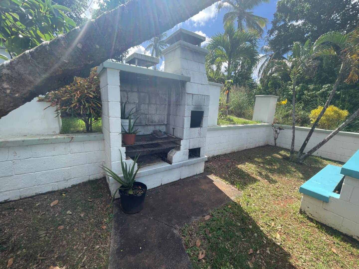 House in Calibishie for sale with 3 suites