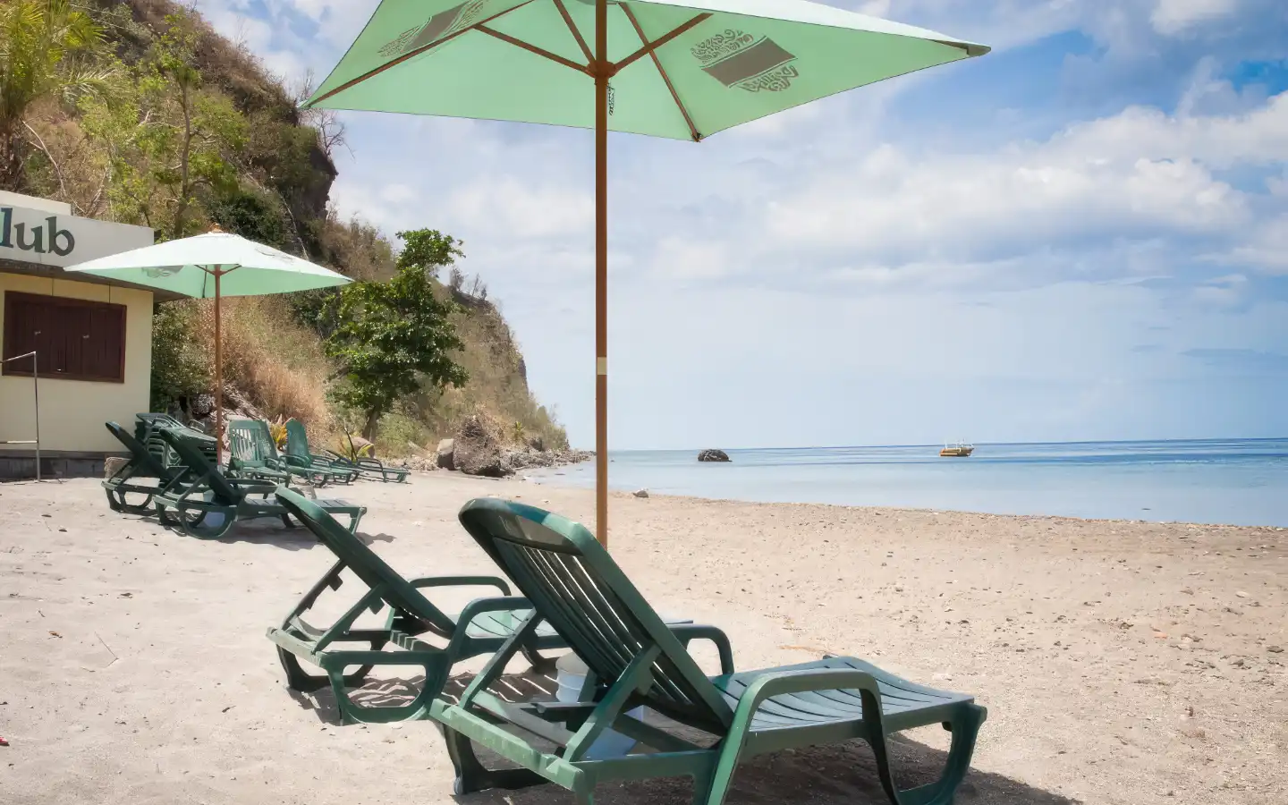 Batalie-Beach-3-Medium
