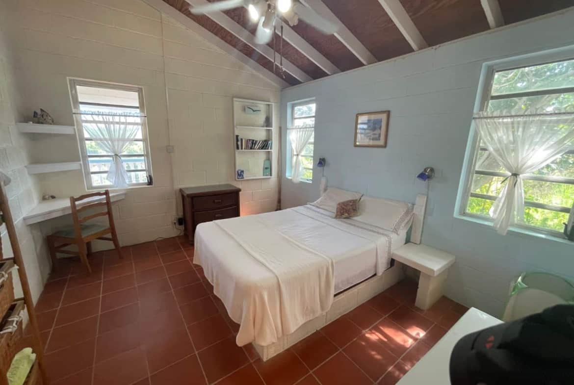 House in Calibishie for sale with 3 suites