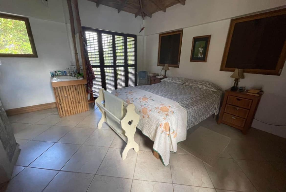 House in Calibishie for sale with 3 suites