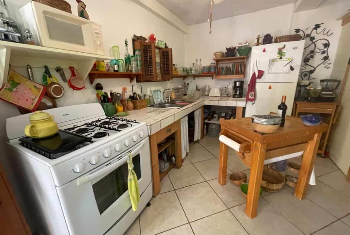 House in Calibishie for sale with 3 suites