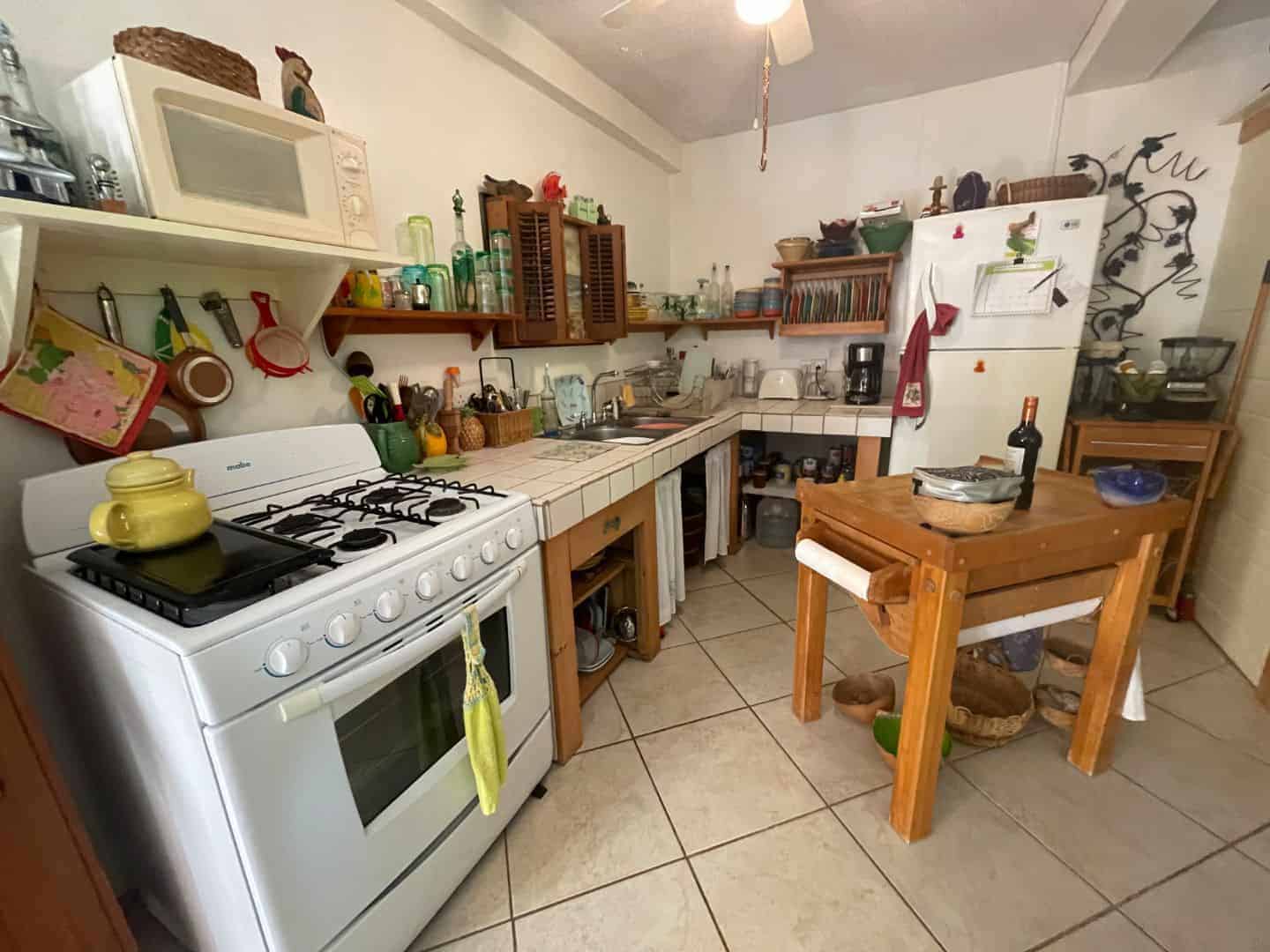 House in Calibishie for sale with 3 suites