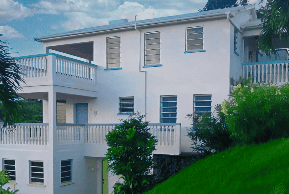 House in Calibishie for sale with 3 suites