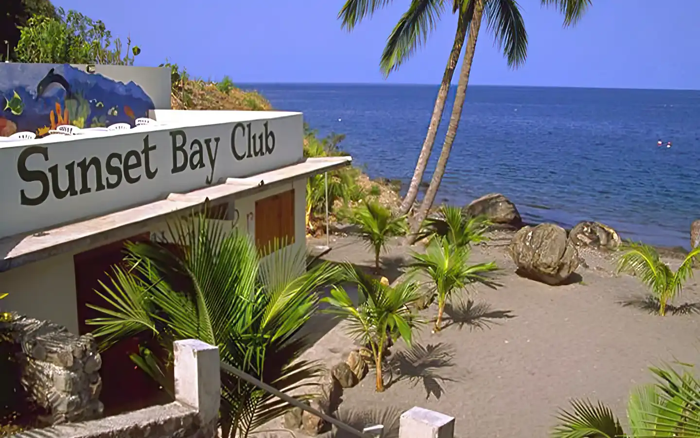 sunsetbayclub1_edited-