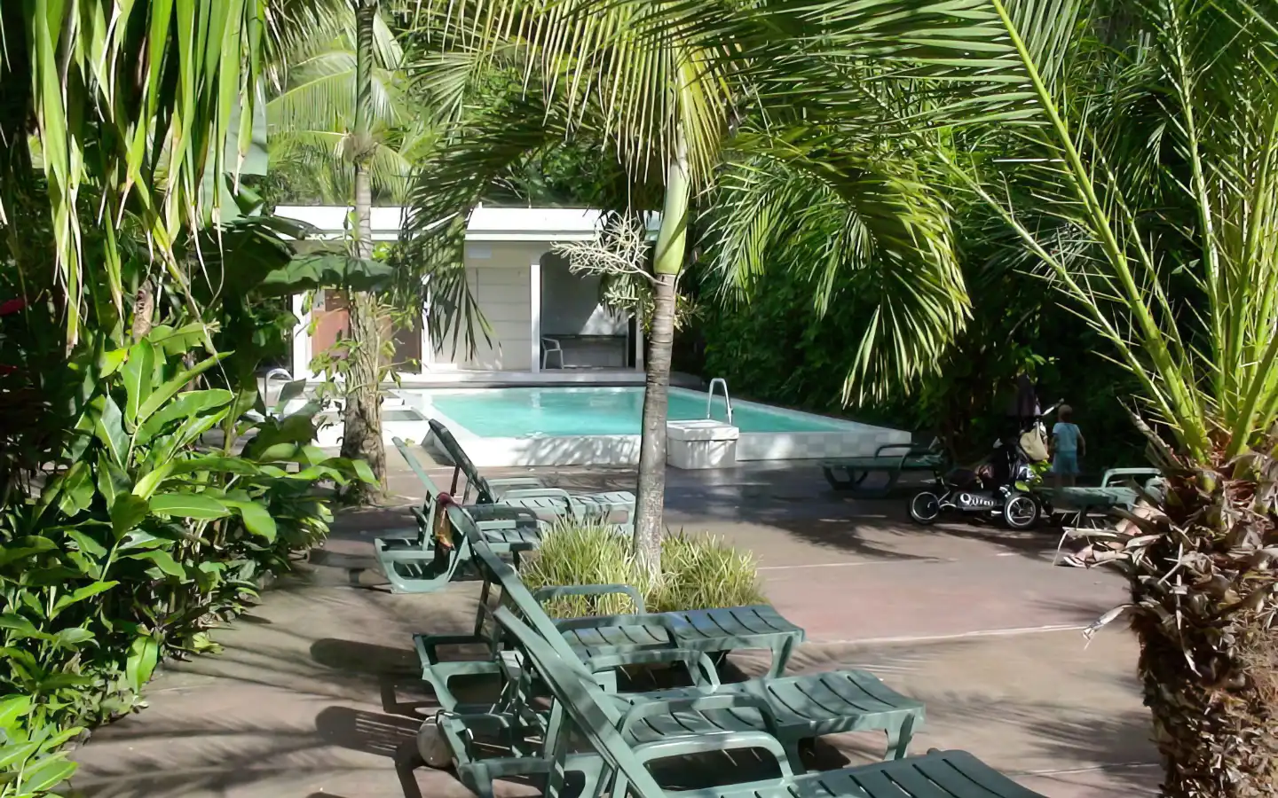 swimming-pool_edited-