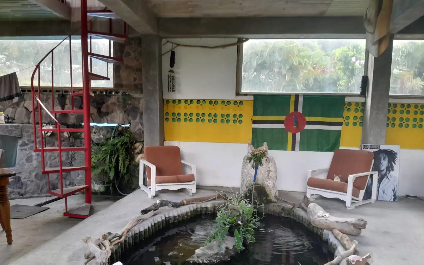 lounge-area