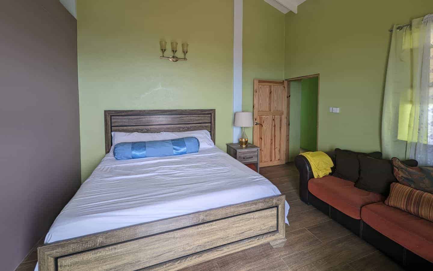 bedroom_2