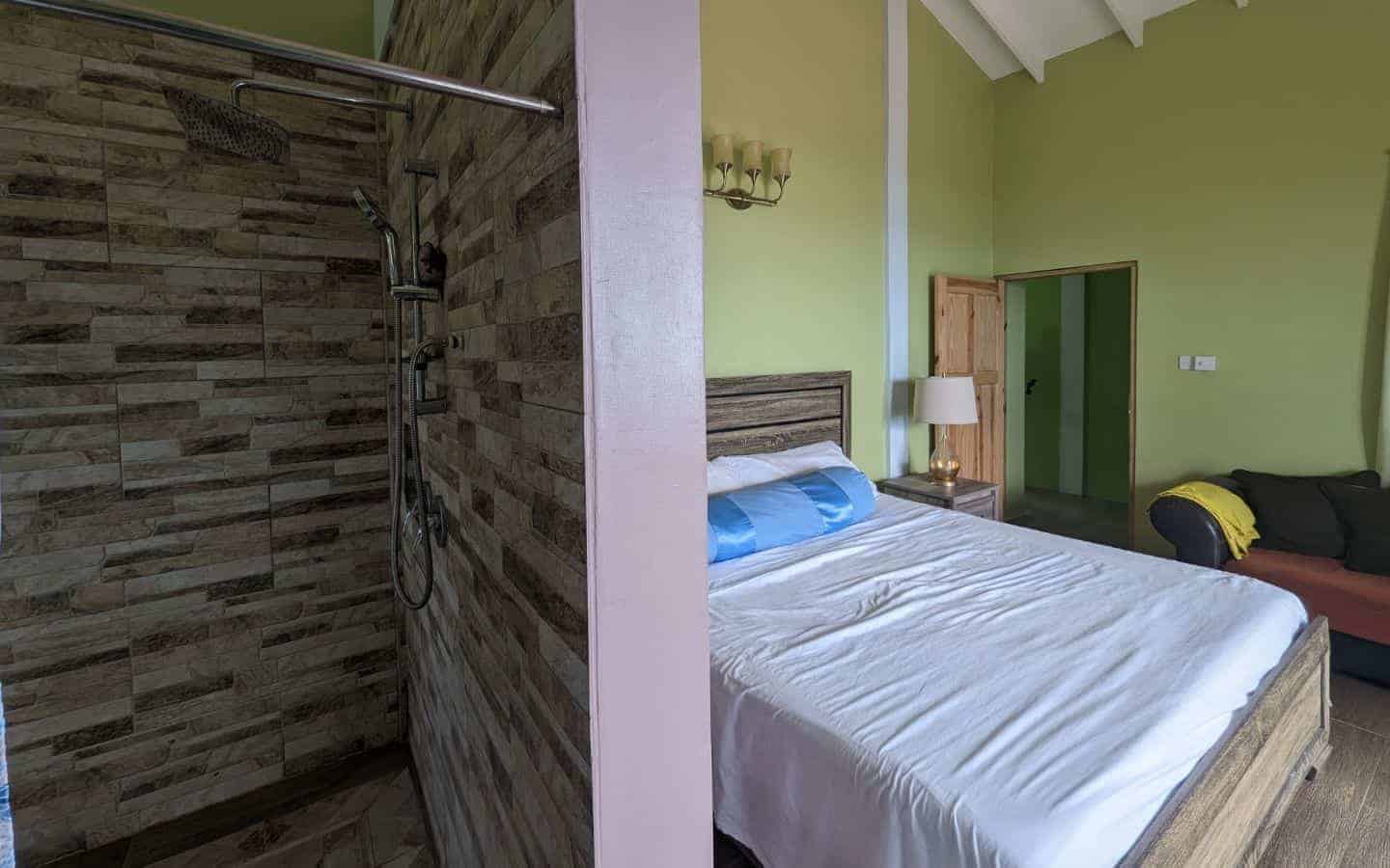 bedroom_and_bathroom