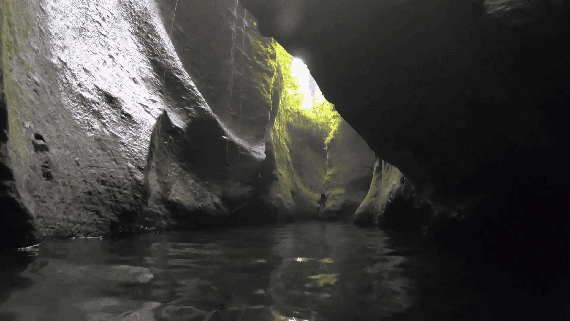 Swimming through TiTou Gorge