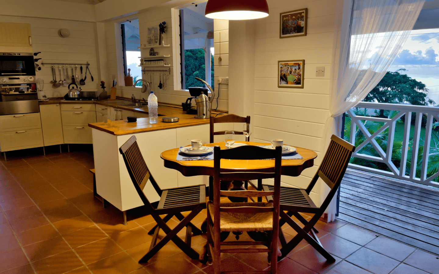 Dinning_Table-kitchen