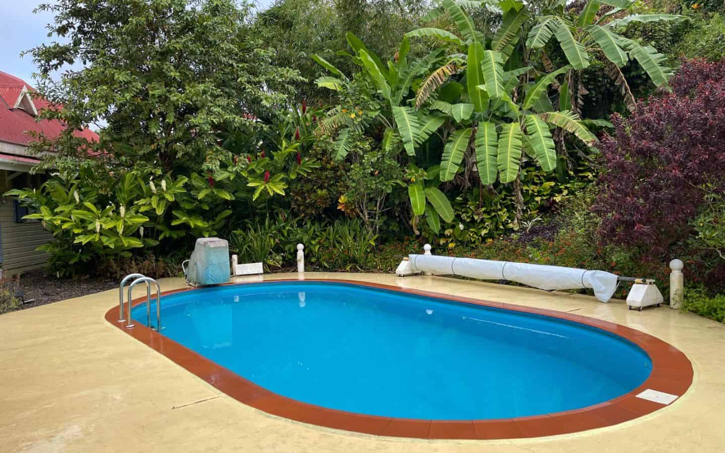 pool-21