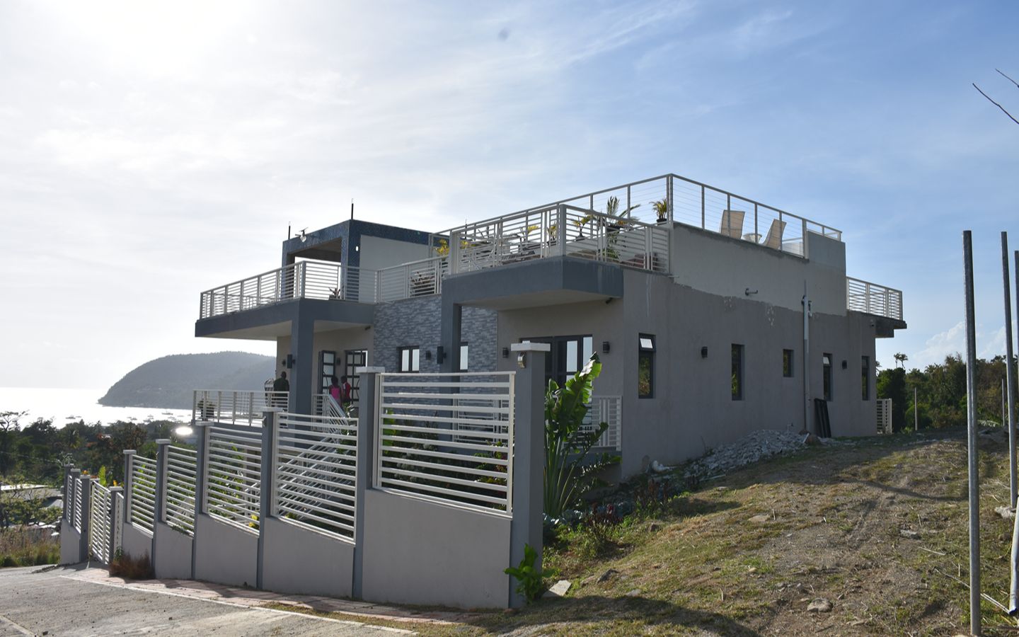 house-portsmouth-outside-000